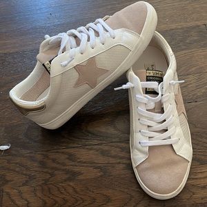 Vintage Havana Sneakers
